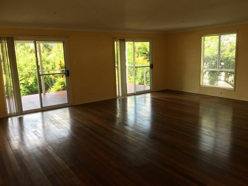 34 Mango Crescent, Macleay Island QLD 4184