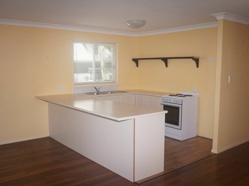 34 Mango Crescent, Macleay Island QLD 4184