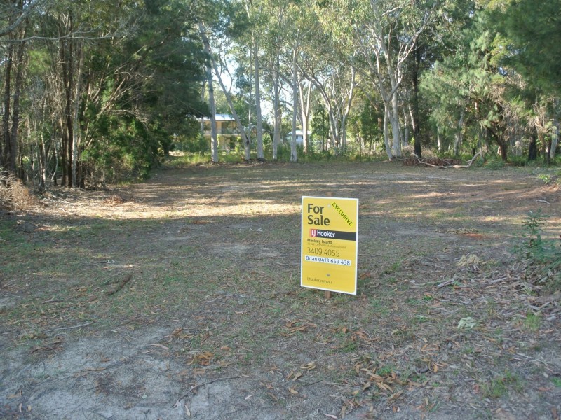 15 Barramundi Street, Macleay Island QLD 4184
