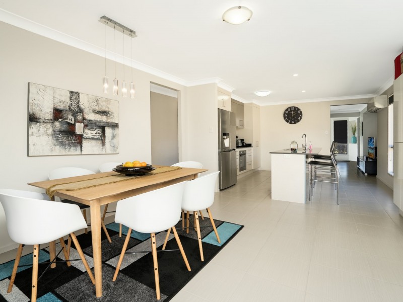 51 Lancaster Circuit, Redland Bay QLD 4165
