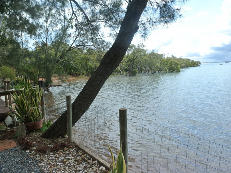 94 Timothy Street, Macleay Island QLD 4184