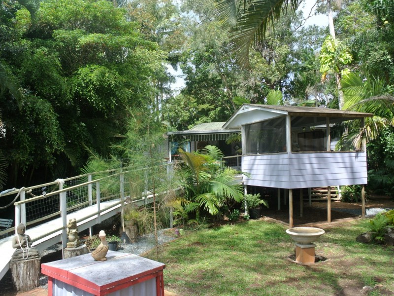 94 Timothy Street, Macleay Island QLD 4184