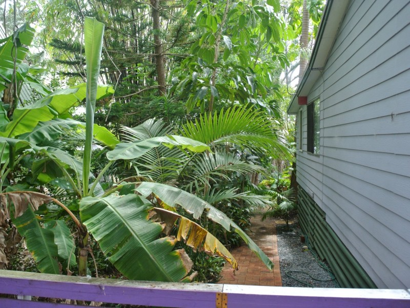 94 Timothy Street, Macleay Island QLD 4184