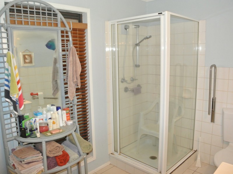 94 Timothy Street, Macleay Island QLD 4184