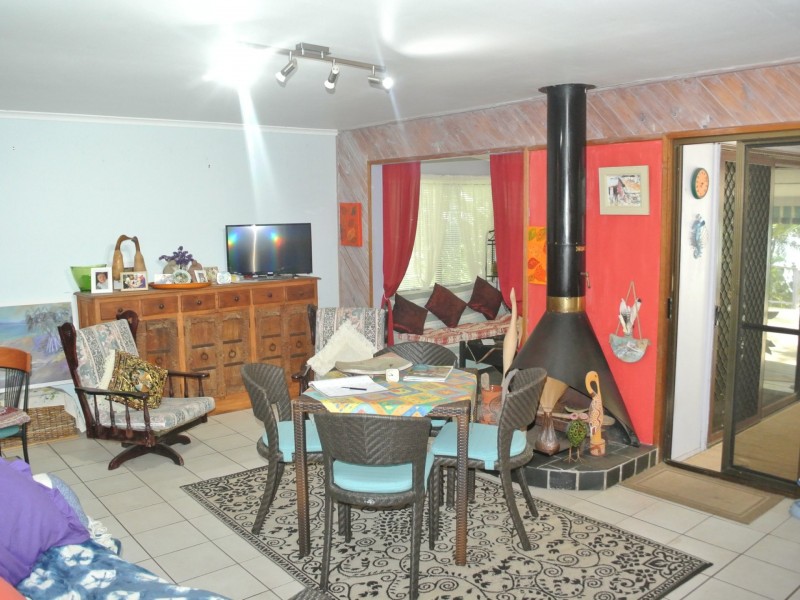 94 Timothy Street, Macleay Island QLD 4184