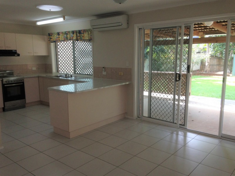 42 Broadwater Terrace, Redland Bay QLD 4165