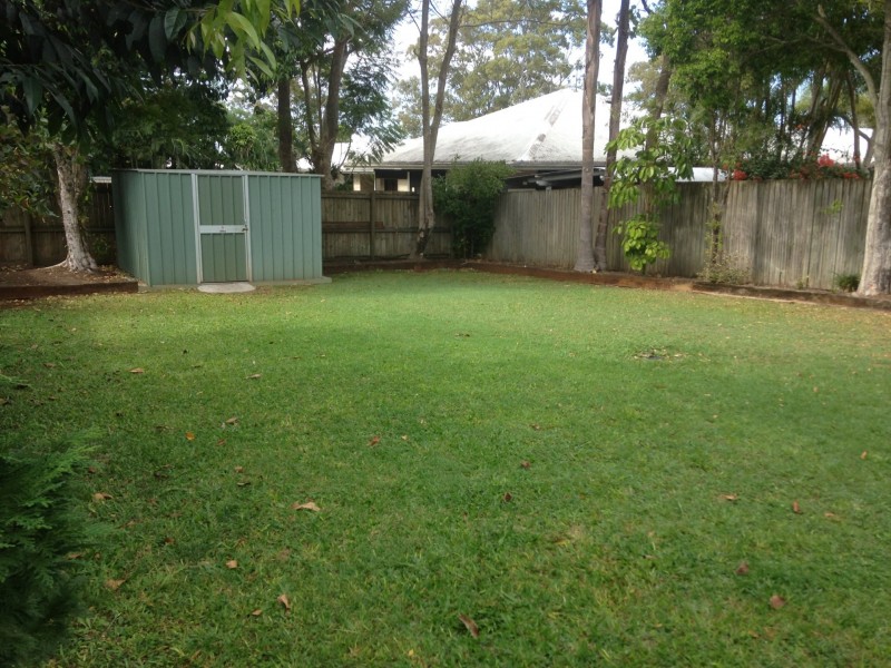 42 Broadwater Terrace, Redland Bay QLD 4165