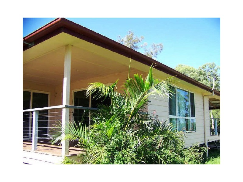9 Devoit, Macleay Island QLD 4184