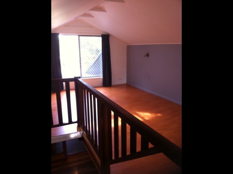 46 Western Rd, Macleay Island QLD 4184