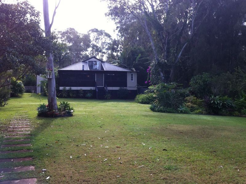 46 Western Rd, Macleay Island QLD 4184