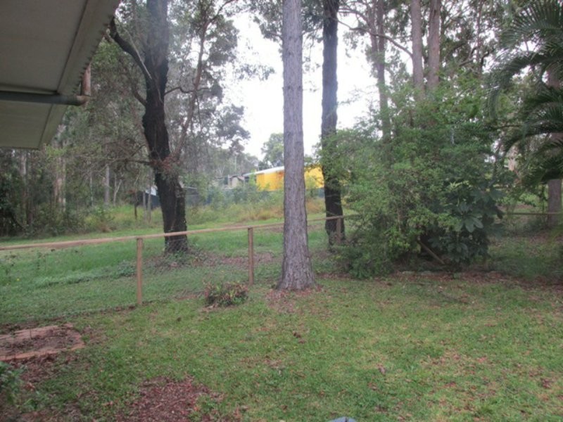 80 High Central Road, Macleay Island QLD 4184
