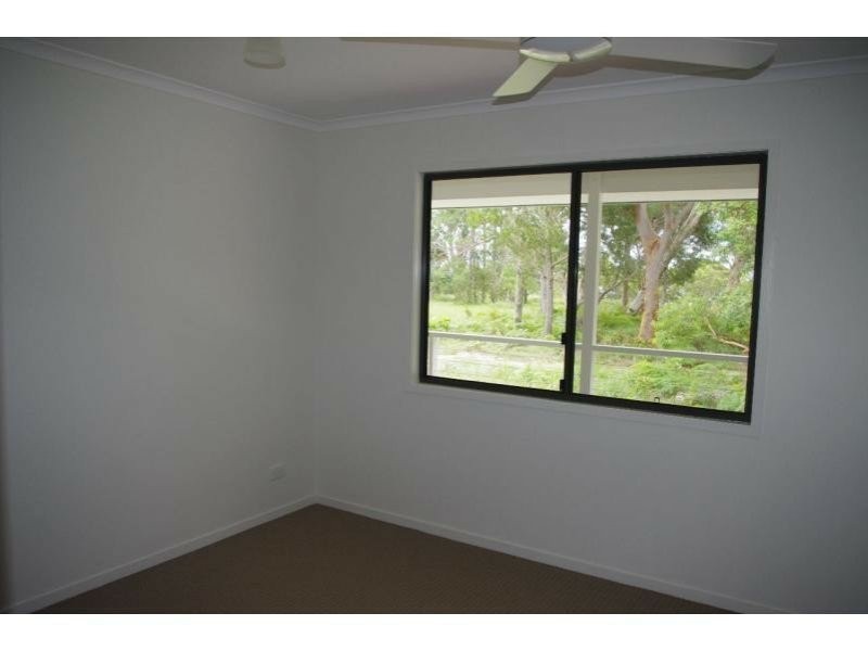 54 Coast Road, Macleay Island QLD 4184