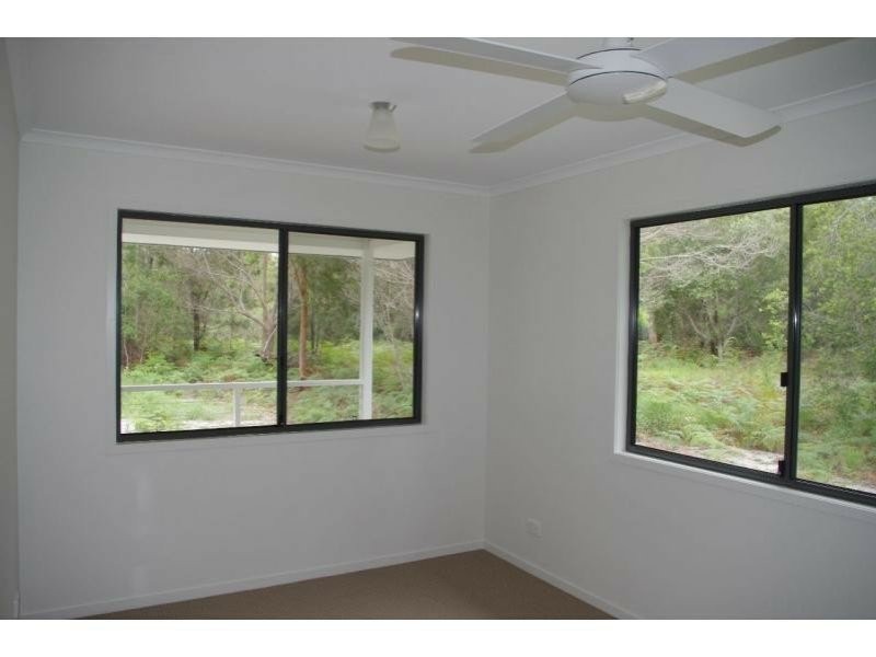 54 Coast Road, Macleay Island QLD 4184