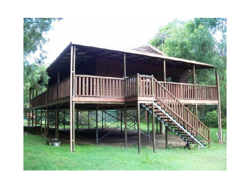 40 Piccaninny Street, Macleay Island QLD 4184