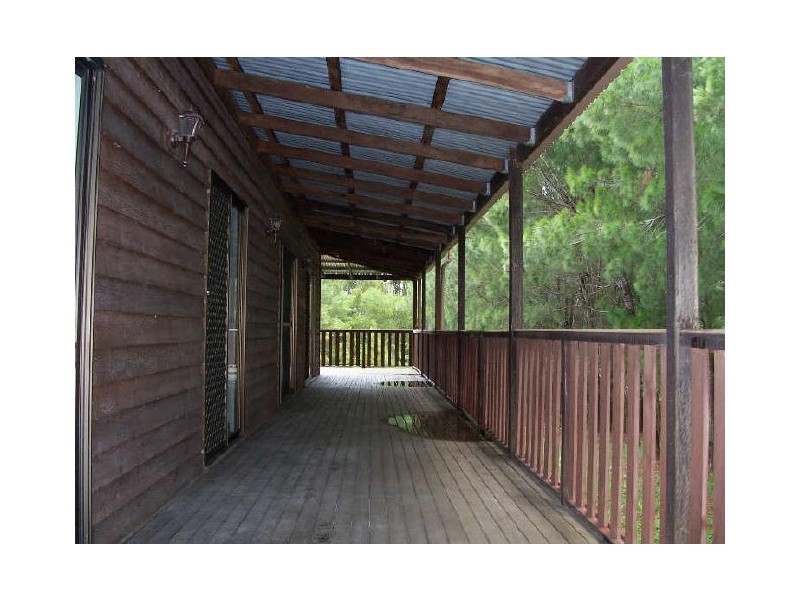 40 Piccaninny Street, Macleay Island QLD 4184