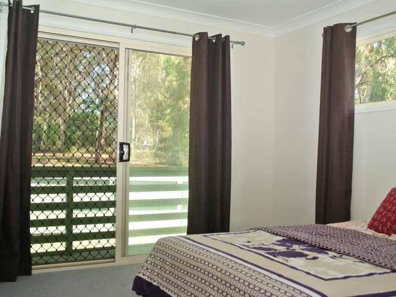 10 Tukkeri Street, Macleay Island QLD 4184