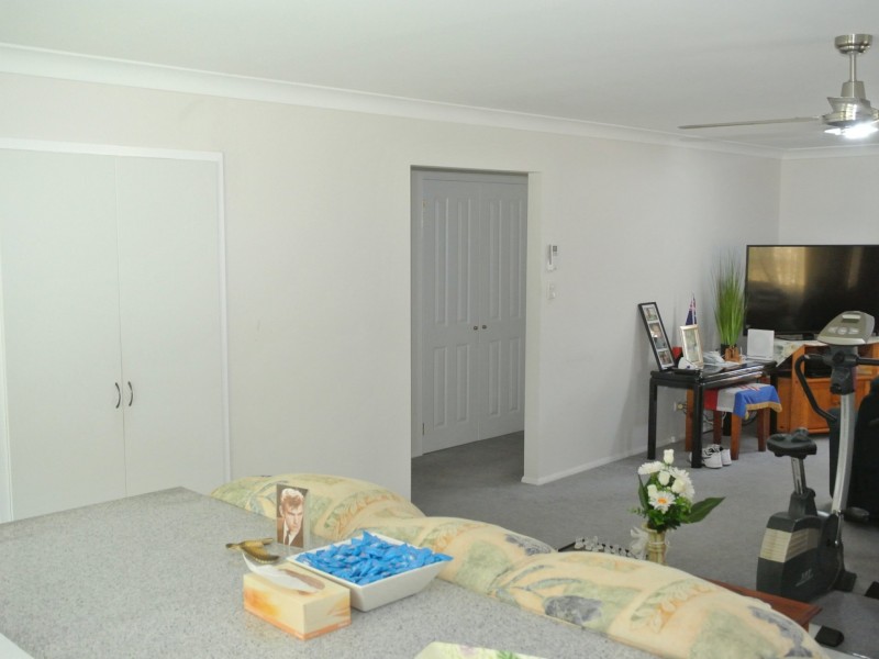 10 Tukkeri Street, Macleay Island QLD 4184