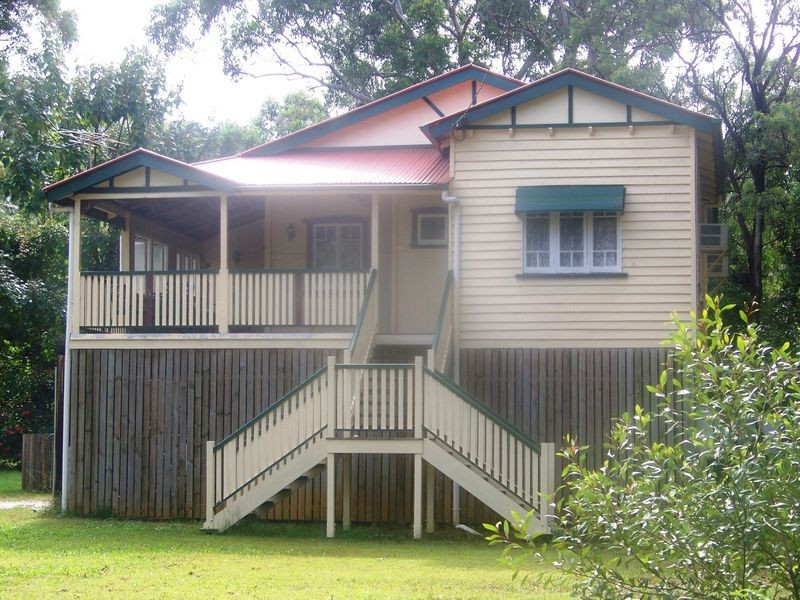 17 Pecan Street, Macleay Island QLD 4184