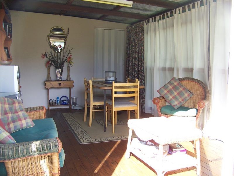 29 Charles Terrace, Macleay Island QLD 4184