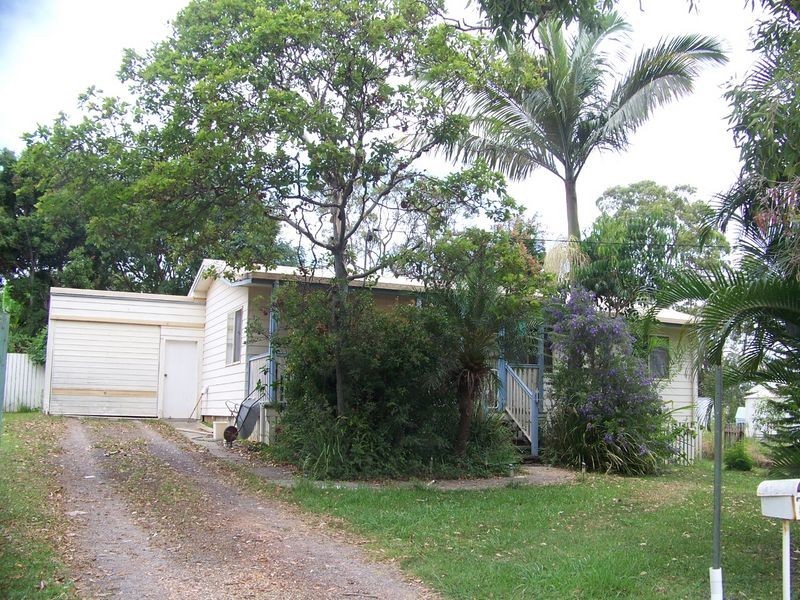 38 Florence, Macleay Island QLD 4184