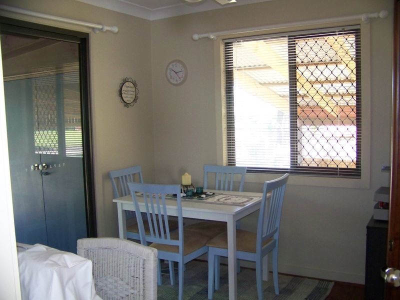 18 Cooee Cres, Macleay Island QLD 4184