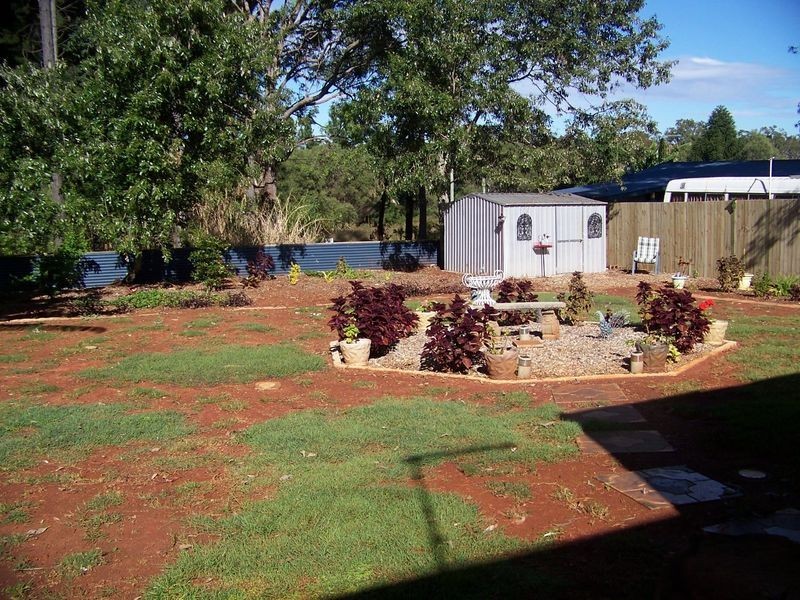 18 Cooee Cres, Macleay Island QLD 4184