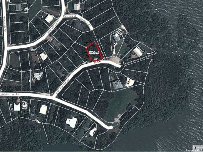 16 Boat Harbour Ave, Macleay Island QLD 4184