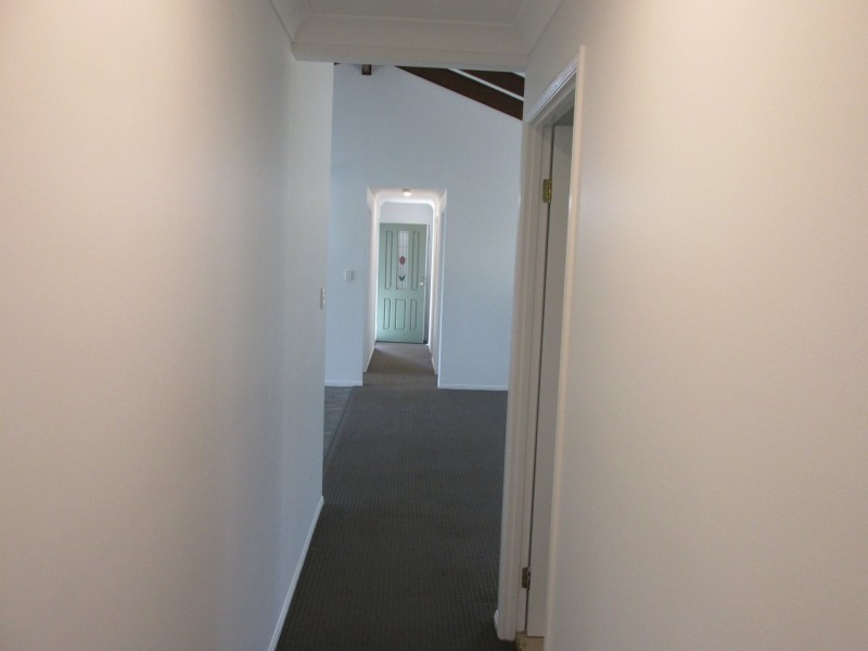 7 – 9 Cotton Tree Avenue, Macleay Island QLD 4184
