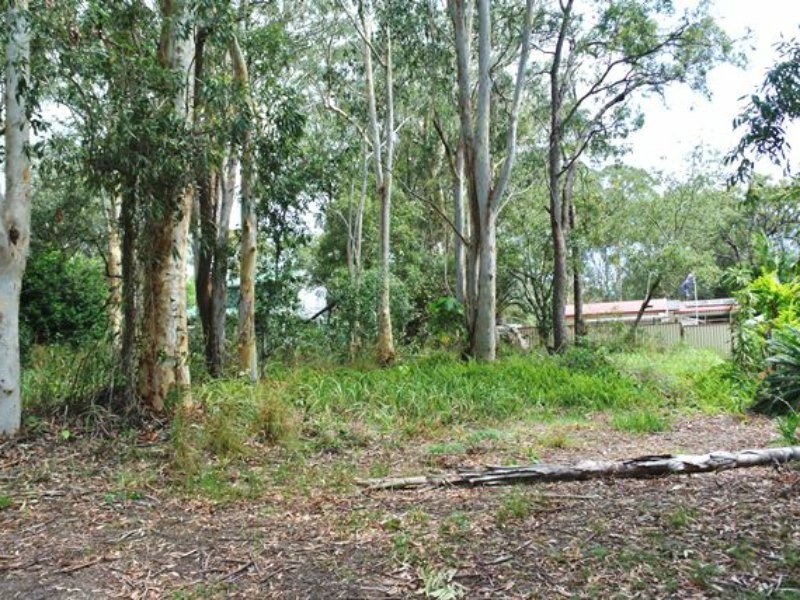 6 Warama Street, Macleay Island QLD 4184