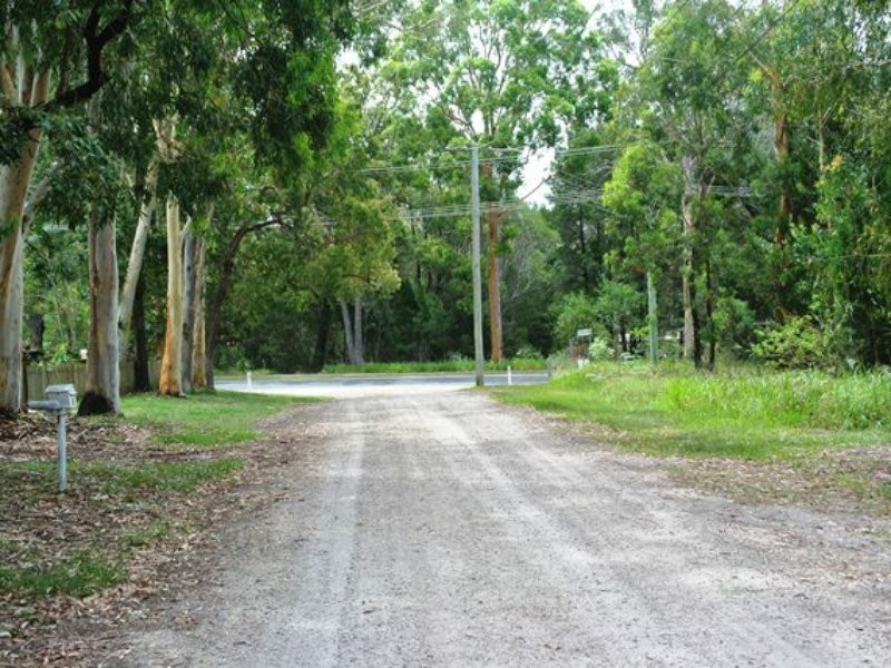 6 Warama Street, Macleay Island QLD 4184