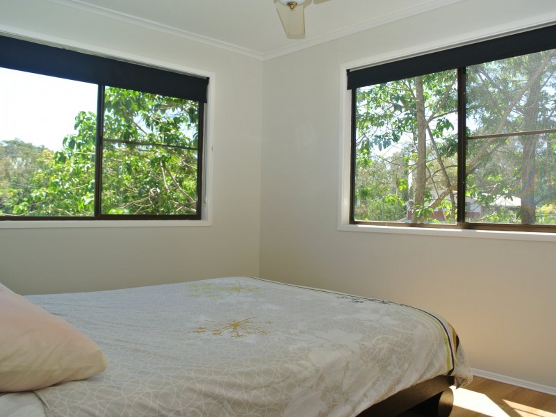 39 Western Road, Macleay Island QLD 4184