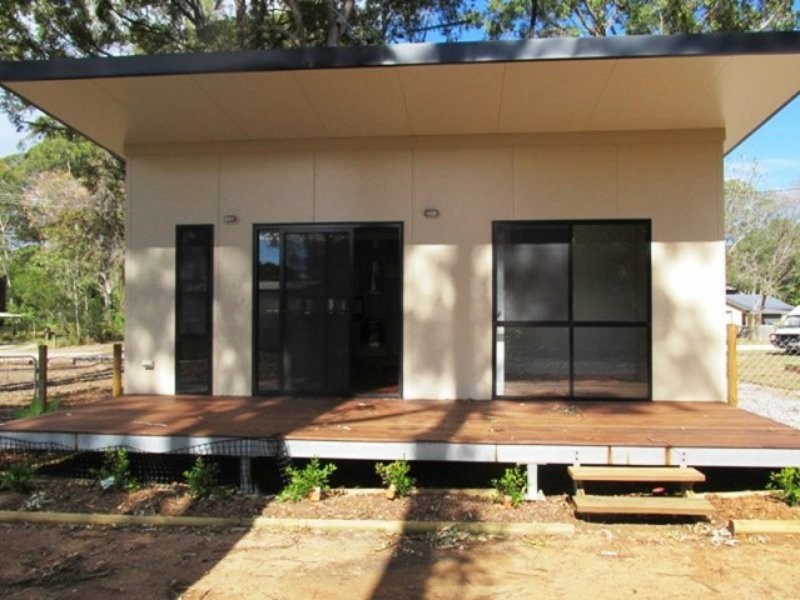 19 Pecan Street, Macleay Island QLD 4184