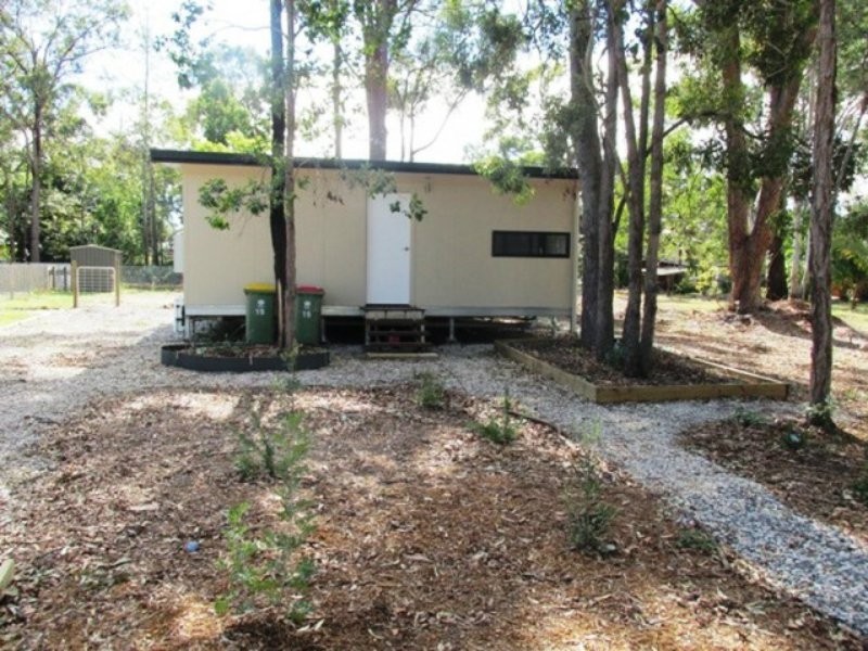 19 Pecan Street, Macleay Island QLD 4184