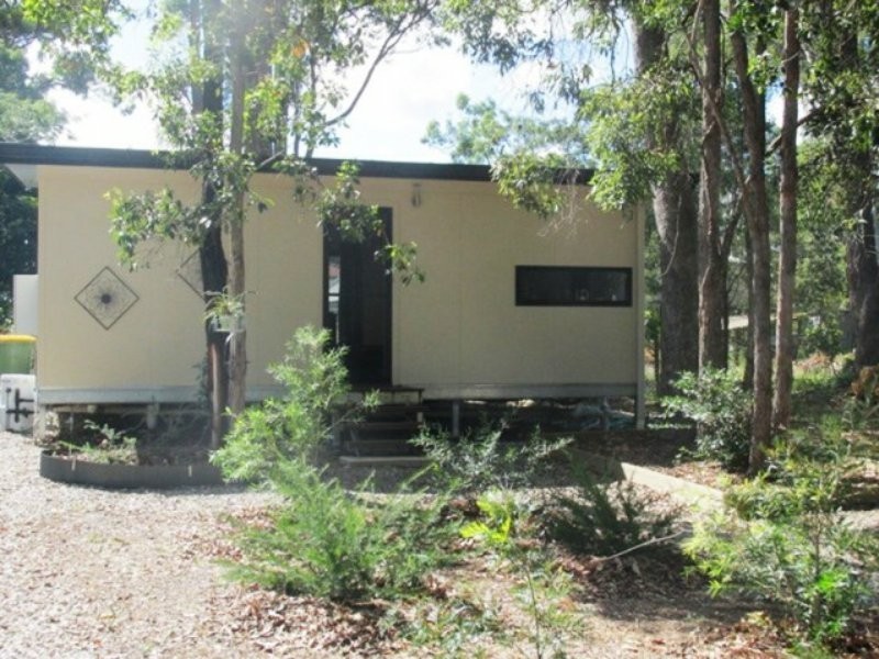 19 Pecan Street, Macleay Island QLD 4184