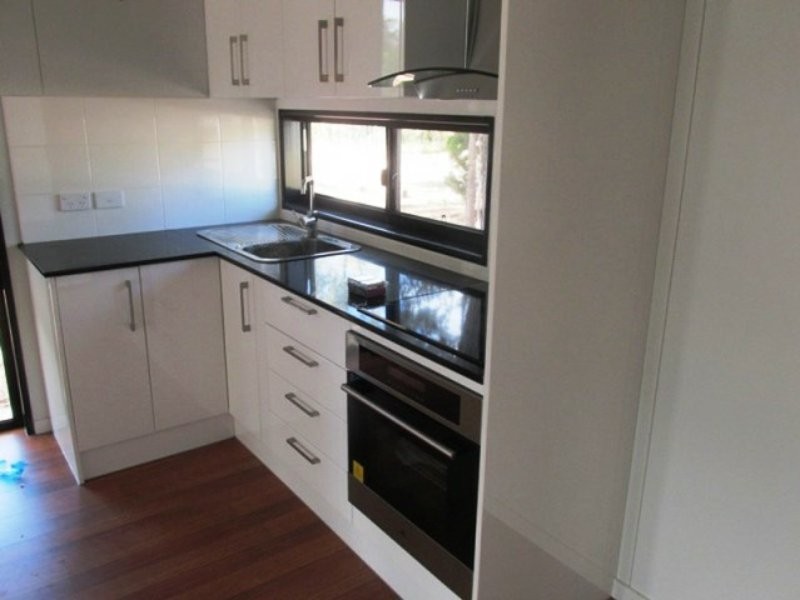 19 Pecan Street, Macleay Island QLD 4184