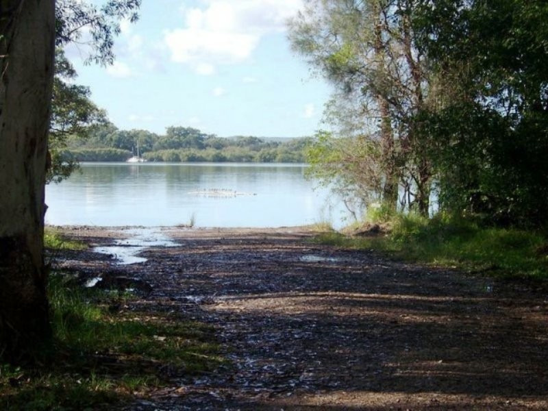 19 Pecan Street, Macleay Island QLD 4184