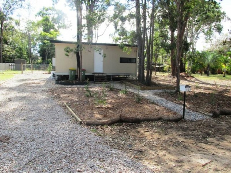 19 Pecan Street, Macleay Island QLD 4184