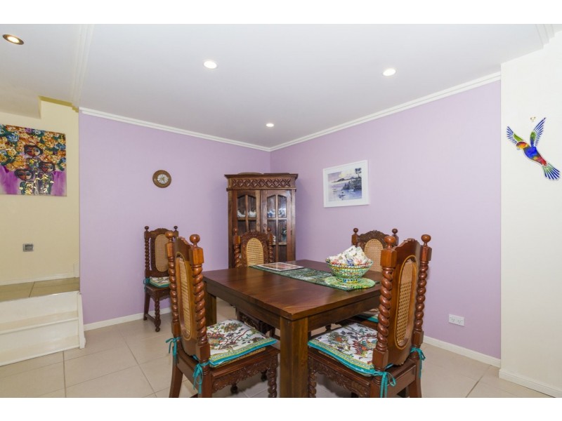 20 Calm Waters Crescent, Macleay Island QLD 4184