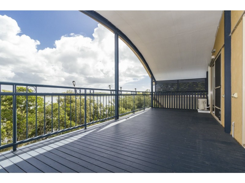 20 Calm Waters Crescent, Macleay Island QLD 4184