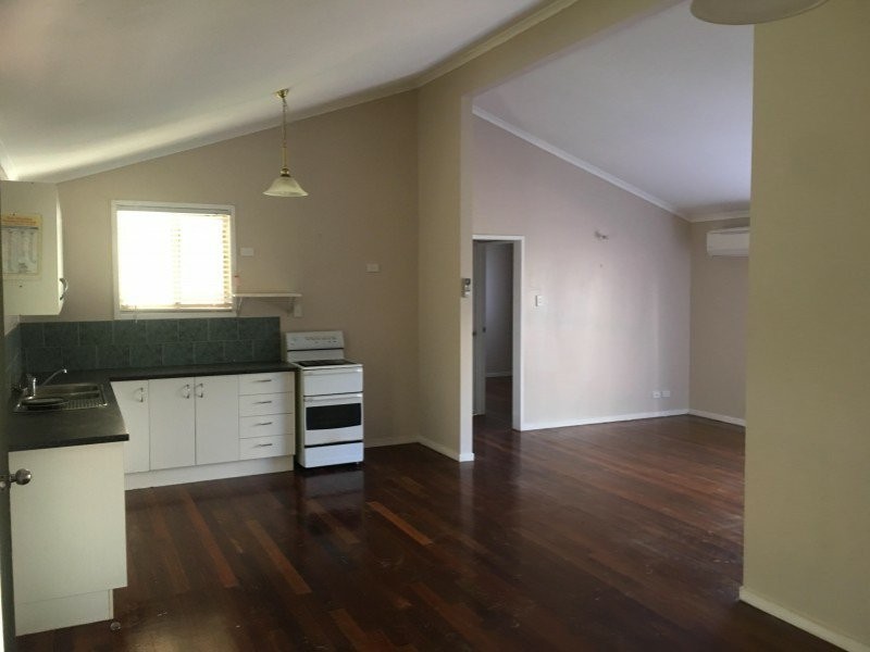 18 Amber Avenue, Russell Island QLD 4184