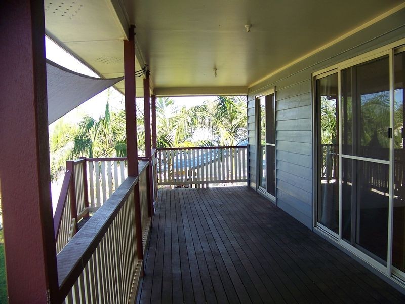 31 Lonicera, Macleay Island QLD 4184