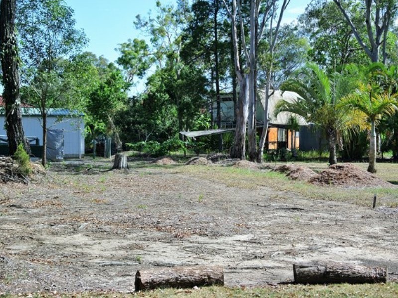 21 Pecan Street, Macleay Island QLD 4184