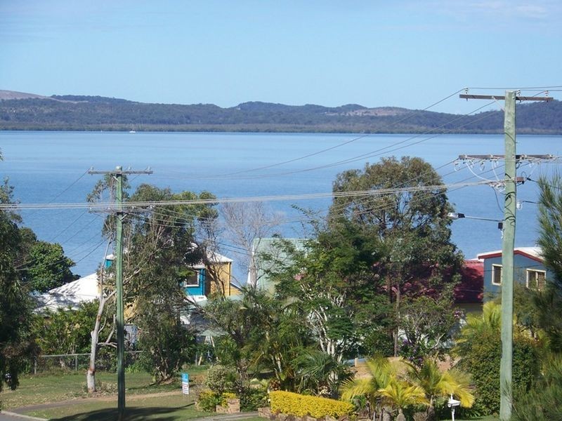 6 Ilya Street, Macleay Island QLD 4184