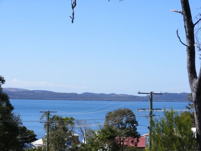 6 Ilya Street, Macleay Island QLD 4184