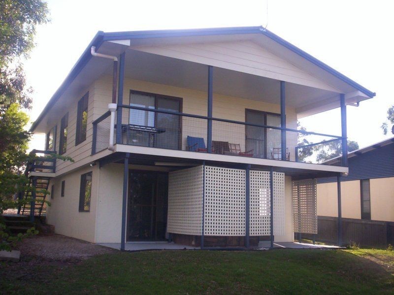 6 Ilya Street, Macleay Island QLD 4184