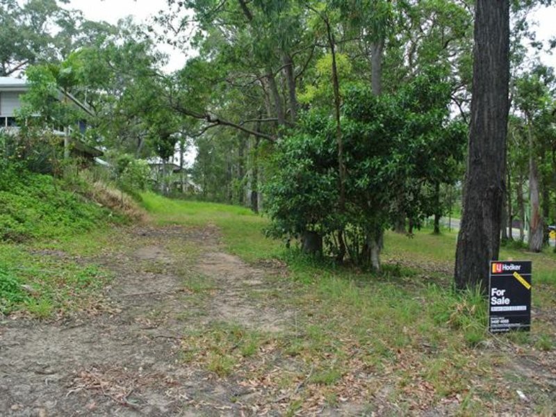 94 Beelong St, Macleay Island QLD 4184