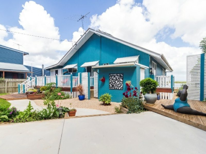 14 Emily Crescent, Macleay Island QLD 4184