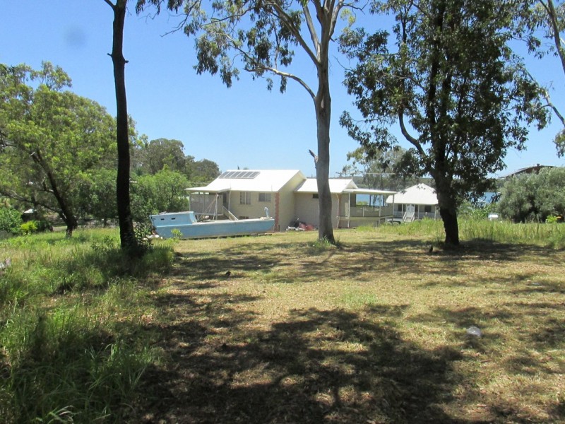 31 Lucas Drive, Lamb Island QLD 4184