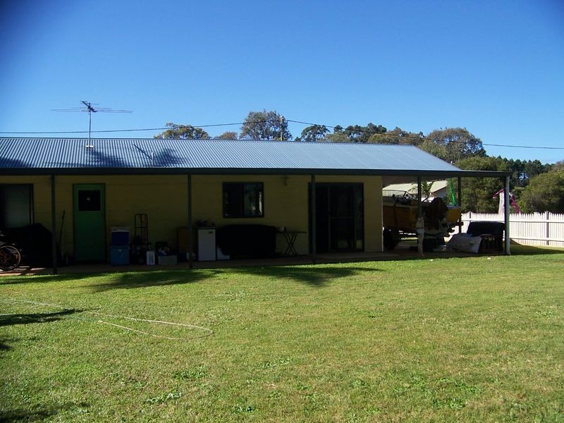 29 Lonicera, Macleay Island QLD 4184