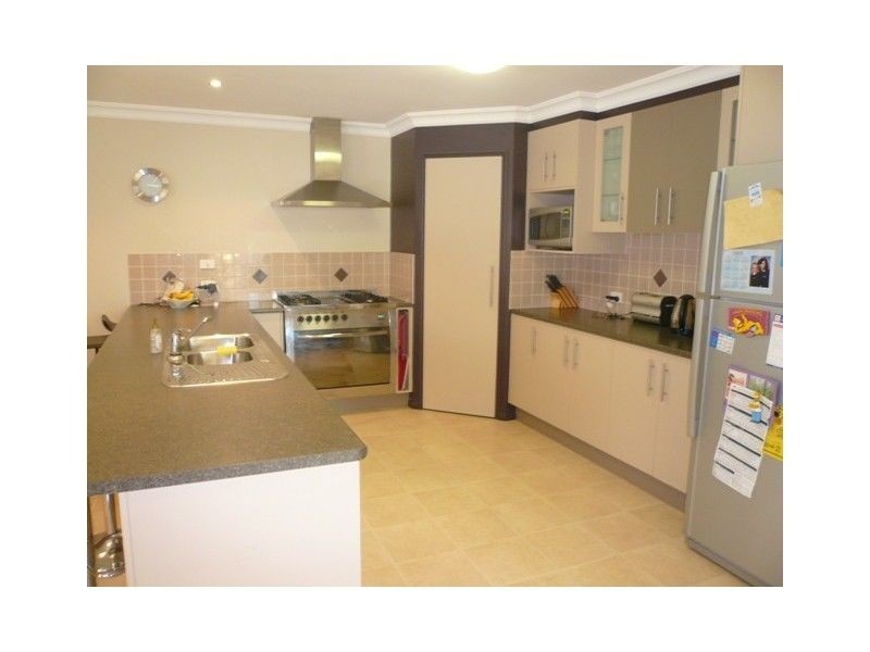 24-26 Natone Tce, Macleay Island QLD 4184